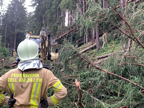 Mehrere Eins Tze Nach Unwetter Freiwillige Feuerwehr Zell Am Ziller