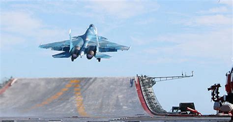 Российский авианосец получит цифровую систему управления полетами