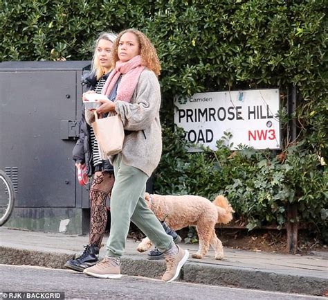 Hot Sexy Tallulah Milligan Bikini Pics