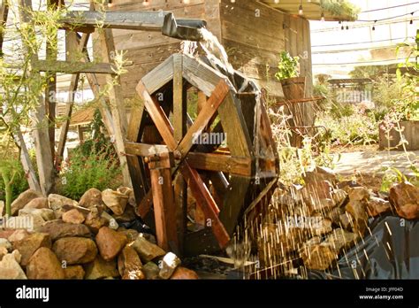 Horizontal Water Wheel Hi Res Stock Photography And Images Alamy