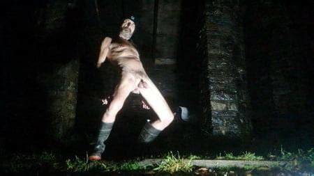 Naked Man Outside In Park Pics Xhamster