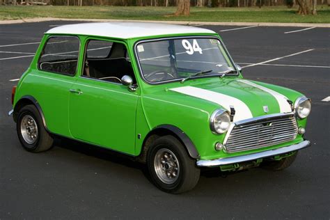 Vintage Classic Motorsports Austin Mini For Sale