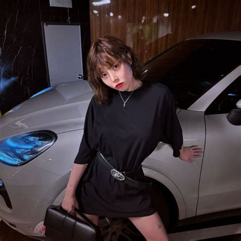 Hyuna Shows Off Sexy Lingerie In New Instagram Update But Netizens Are Unimpressed Koreaboo