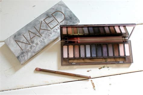 Simple Smokey Eye Tutorial With Urban Decay Naked Smoky Lauren McBride