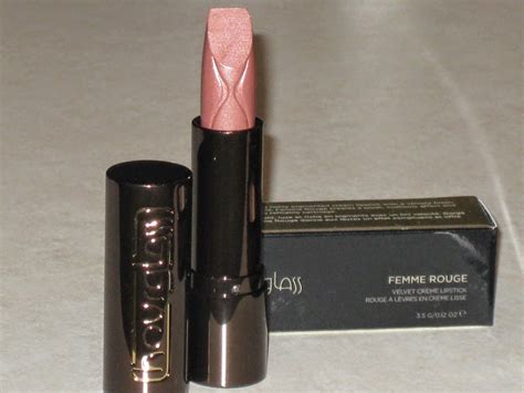 Hourglass Cosmetics Femme Rouge Whisper Femme Nude Nude No 5 Ambient Lighting Powder Dim