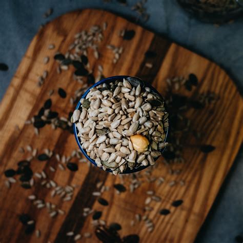 Superfoods and Healthy Snacks for Pregnancy Hormone Shifts – Lilu