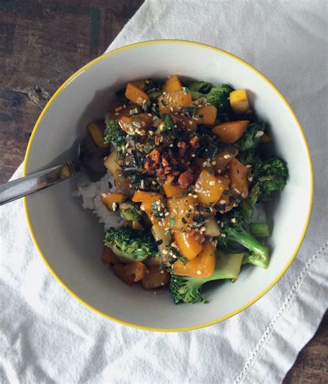 Quick Veggie Stir Fry Sticky Rice Bowl Everybody Likes Sandwiches