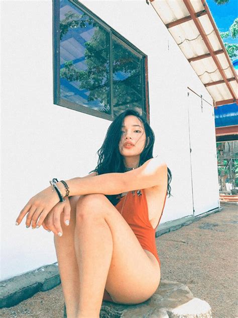 Hot girl Việt quá đỗi sexy với áo tắm hở hông táo bạo