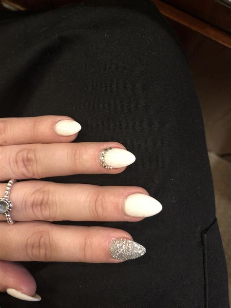 Still obsessed with my nails 😍 : r/Nails