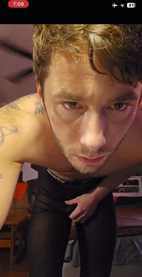 Hot Guy Jerks Cums On Live ThisVid