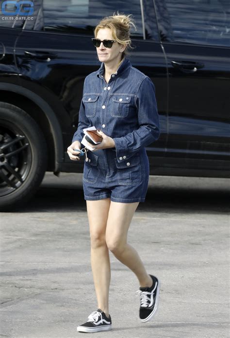 Julia Roberts Nude Pictures Photos Playboy Naked Topless Fappening