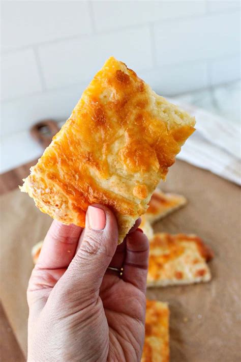 Cheesy Cottage Cheese Bread 2 Ingredient The Balanced Nutritionist