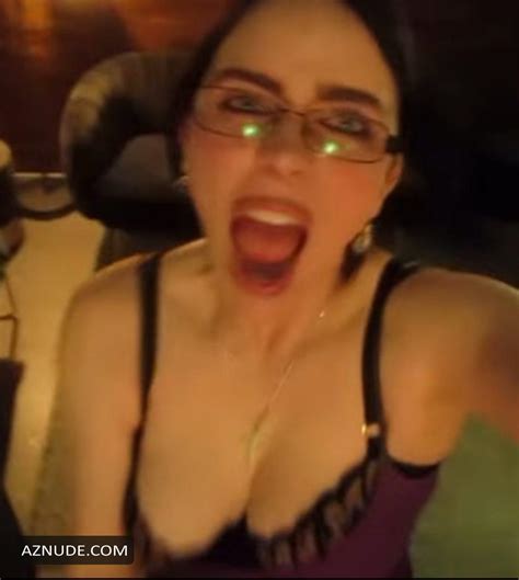 Billie Eilish Nude Aznude
