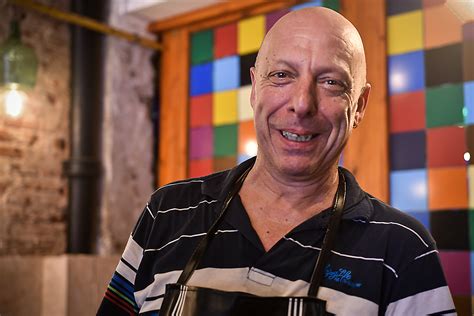 “Sin precios, se fue todo a la m…”, el insólito cartel y la cruda