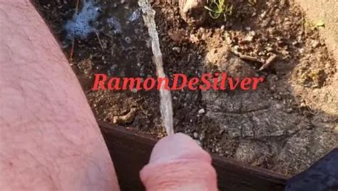 Master Ramon Pisses Off Horny Xhamster