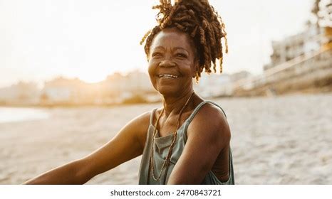 Femme Mature En Chaleur R Sultats Mille Dimages Libres De Droits De Photos De Stock Et