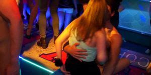 Real Euro Amateur Fucks Strippers Int The Middle Of Club Porn Videos