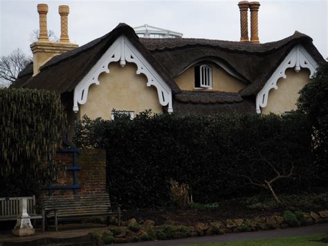 Sony Cyber-shot DSC-T500 Review | Photography Blog