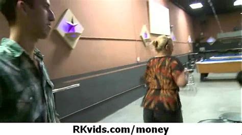 Vídeos follando por dinero XVIDEOS