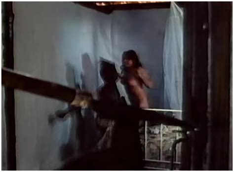 Slavers Nude Pics Page 1