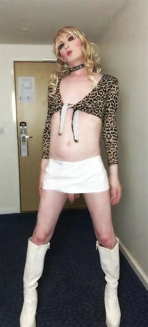 Sissy Sandra Poses Nude Pics XHamster