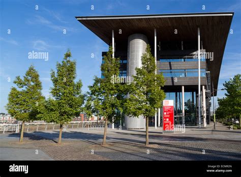 City Campus University Of South Wales Newport Uk Stock Photo Alamy