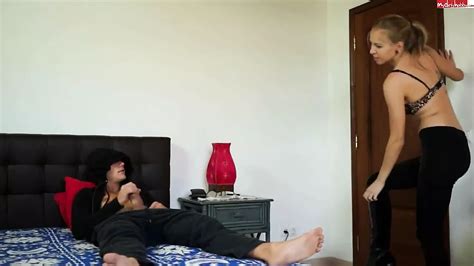 Stiefbruder Beim Wichsen Erwischt Und Durchgefickt Porn D Xhamster