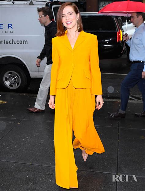 Zoey Deutch Brings Back That Sunny Feeling On The Today Show Red