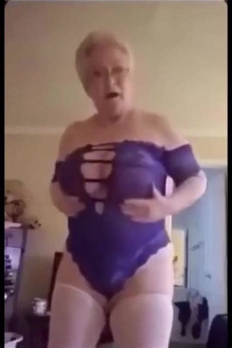 Sexy Grany Wants To Be Fucked Free Porn Video 5c XHamster XHamster