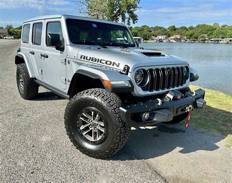 Review 2024 Jeep Wrangler Rubicon 392