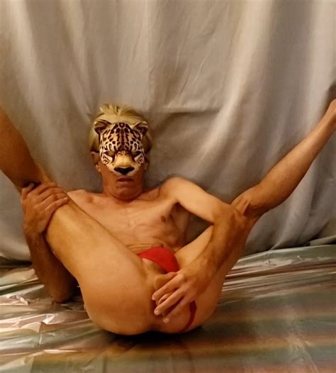 Want To Roll In Lube With Me Nude Pics XHamster