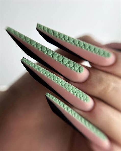 Best Nude Fall Nail Ideas For