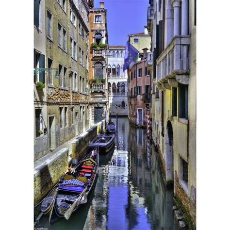 Poster Perete Zakito Posters 21x29 7cm Canal Ingust Prin Cladiri