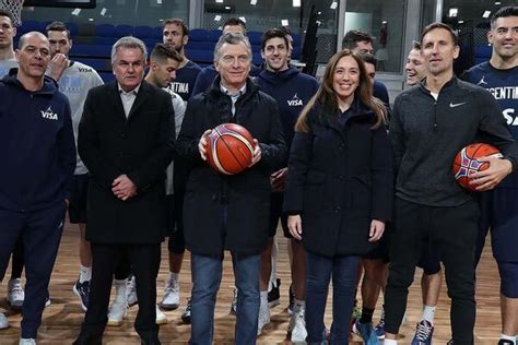 Cande Tinelli Mostr Su Costado M S Hot En Bikini Veng Ndome La Mejor Infobae