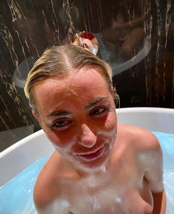 Emily Belle Emilybellexx Nude Leaks OnlyFans TheFappening