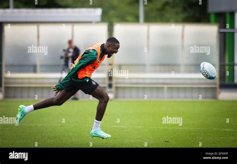 rugby marcus thuram bmg jubelt training borussia moenchengladbach