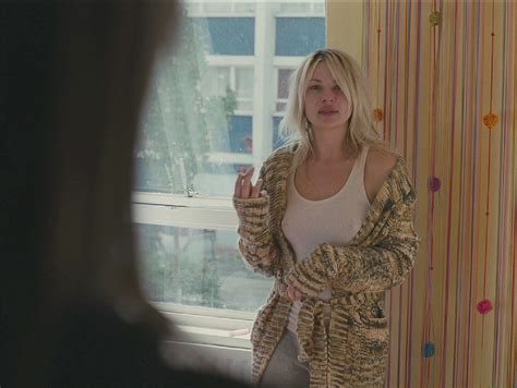 Fish Tank Nude Pics Pagina 1