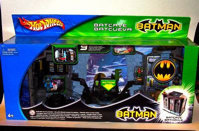 Mattel Hot Wheels Batman Batcave Action Set