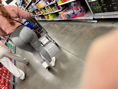 Random Latina Walmart Spandex Leggings Yoga Pants Forum