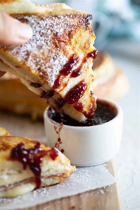 The Best Monte Cristo Sandwich Recipe - Taste and Tell