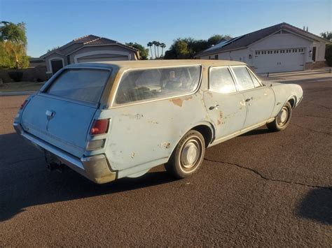 Don’t Call It a Barn Find: This ’69 Oldsmobile Wagon Spent Its Days in