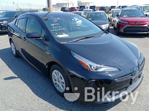 Toyota Prius S Touring Pkg Black For Sale In Baridhara Bikroy