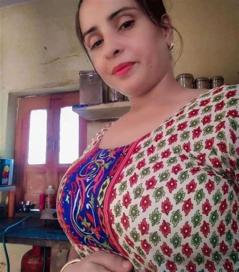 Kisi Ke Pass Is Aunty Ka Nude Hai Onlyfans Indian Request Videos Pic Collections DropMMS