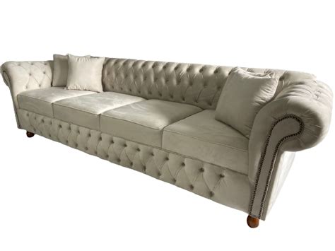 Sofá Chesterfield Victório Veludo Nude 2 60cm MadeiraMadeira