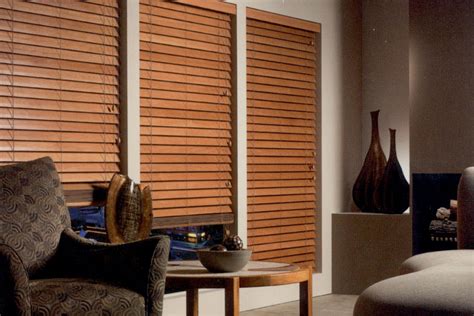 Ikea žaluzie: dřevěné, bambusové a plastové modely, zatemnění oken, recenze