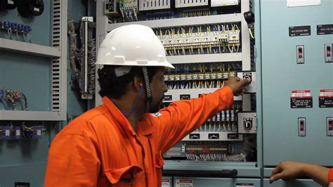 Electro-Technical Rating III/7 – Training | Panama Course
