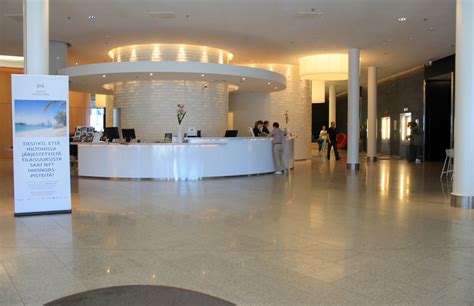 Review: Hilton Helsinki Vantaa Airport Hotel | MorePremium.com