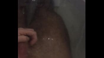 Sacudidas en el baño XVIDEOS