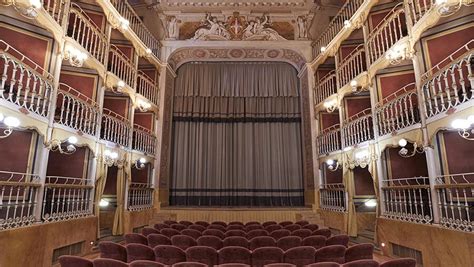 Bevagna Il Teatro Torti Riapre Le Sue Porte Ed Entra Nel Circuito