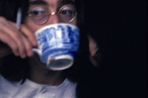 John And Yoko Having A Cuppa Rthebeatles